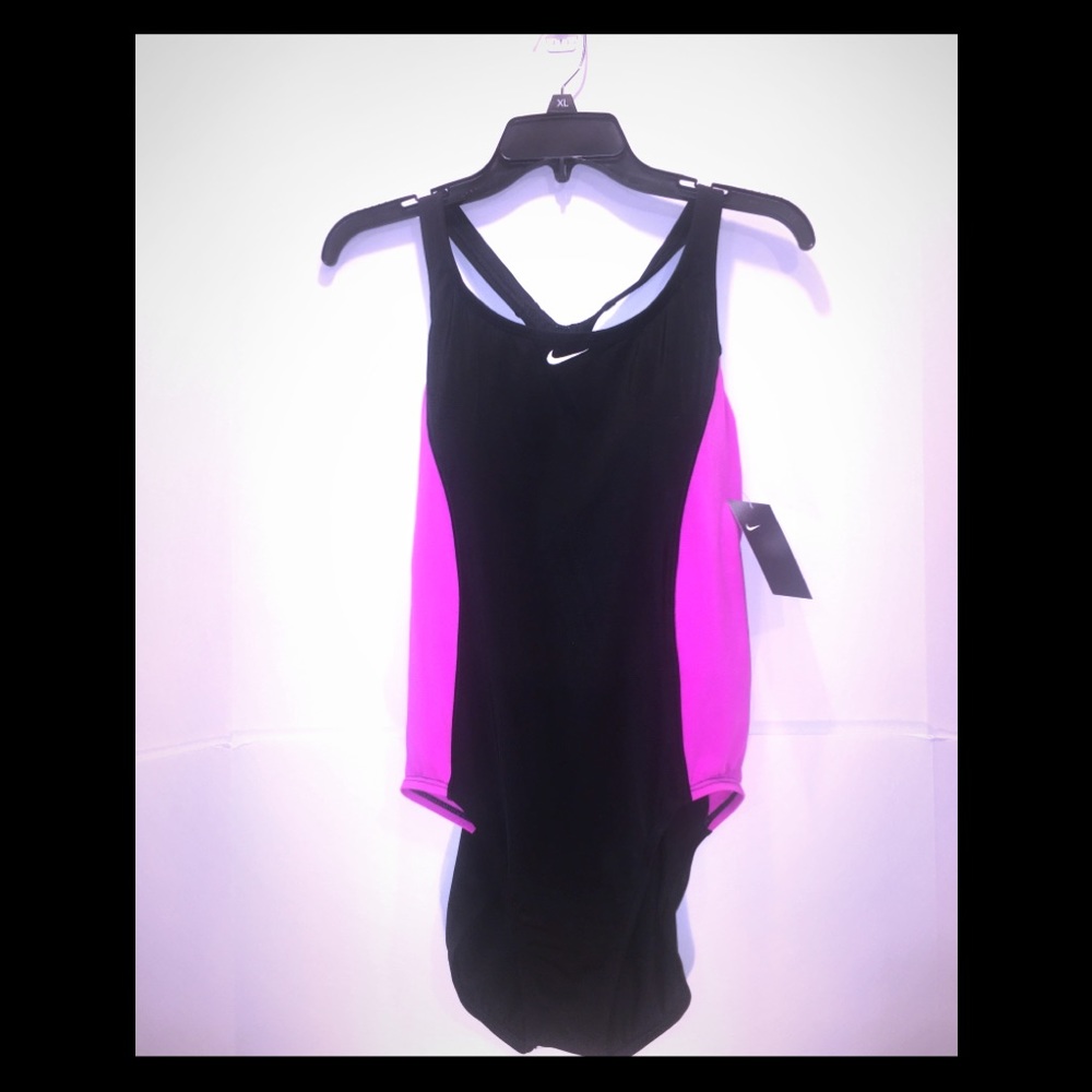 Nike swimsuit XL one piece new with tags